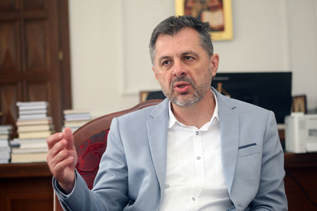 Радојичић: Бањалуци фале три моста